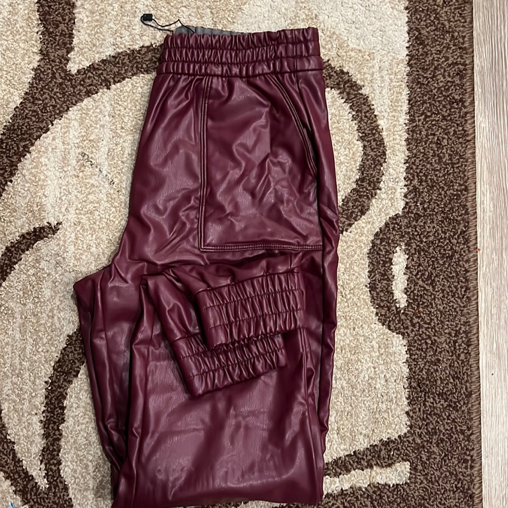 Leather jogger, the fit is like small